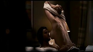 कुरुप Ellieis एक मिशनरी आणि कुत्रा पोझिशन्स मध्ये कठीण fucked